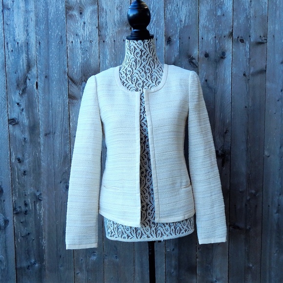 Banana Republic Jackets & Blazers - Banana Republic White Leather Trim Blazer 0